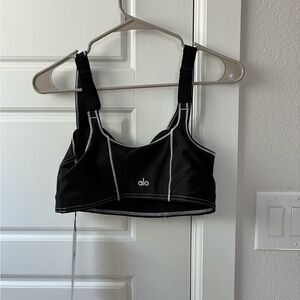 SOLD!!! ALO Yoga White and Black Branded Hang Tag